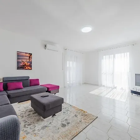Apartment The Promenade Seaview By Ps *