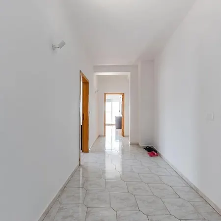 Apartment The Promenade Seaview By Ps