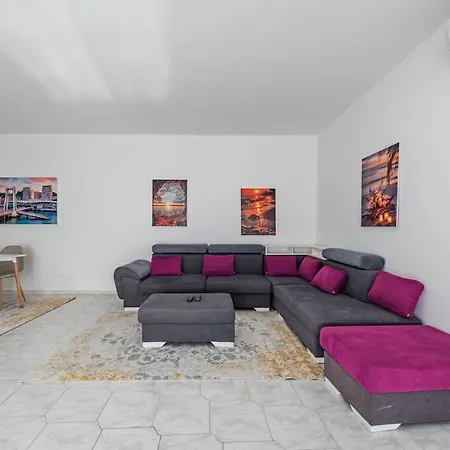Apartment The Promenade Seaview By Ps Durres