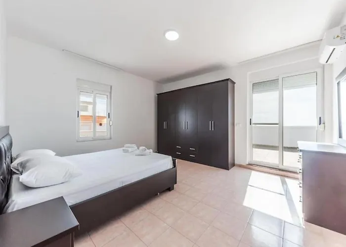The Promenade Seaview By Ps Apartment Durres