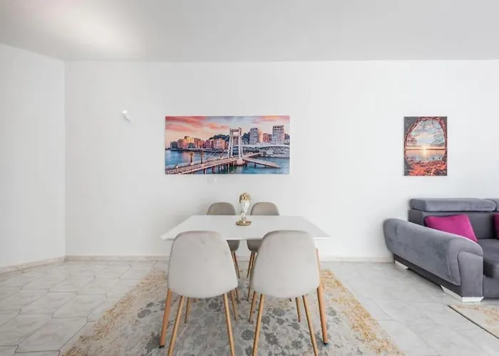 The Promenade Seaview By Ps Apartment Durres