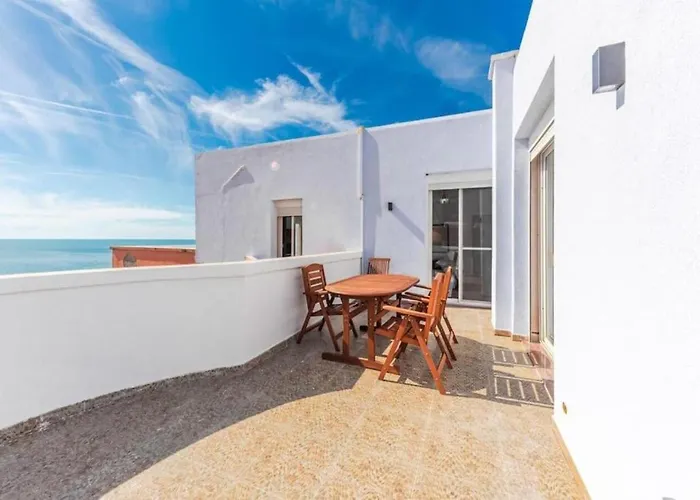 The Promenade Seaview By Ps Apartment